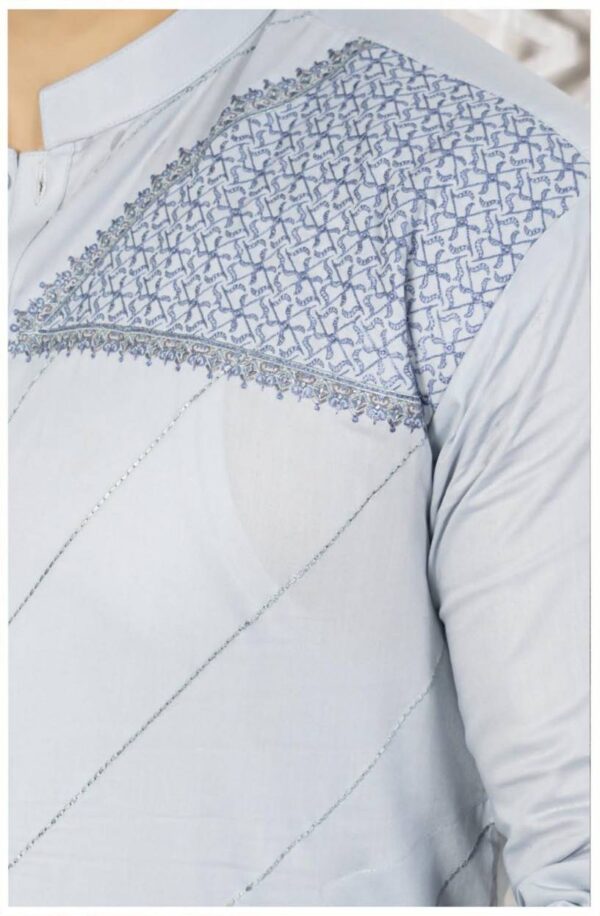 Embroidered Dream by MuhajarCloth.com_824 Embroidered Dream by MuhajarCloth.com_824